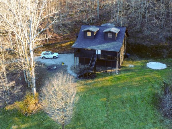 130 Fellowship Lane , Caryville, TN 37714