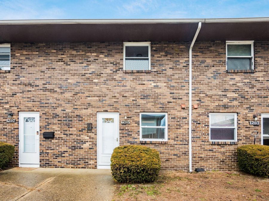 1295 Woodbrook Lane , Unit 223, Columbus, OH 43223 Photo 1