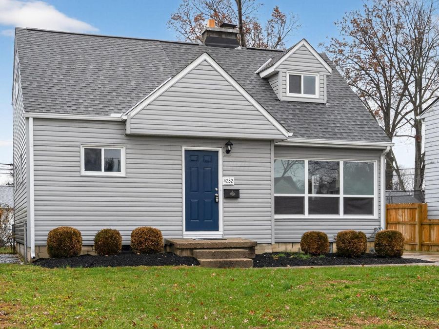 4232 Mayflower Boulevard , Columbus, OH 43213 Photo 1