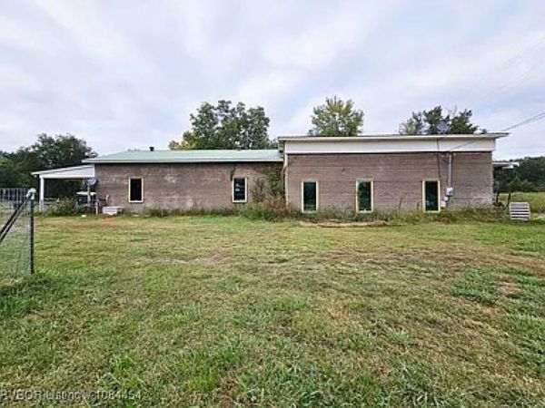 8443 243 S , Hartford, AR 92940