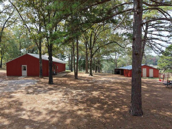 400 School Street , Melbourne, AR 72556