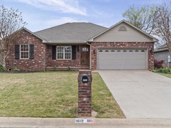 1612 W Vine Avenue, Searcy, AR 72143