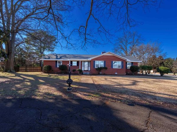 4350 Wilson Dam Rd S, Muscle Shoals, AL 35661