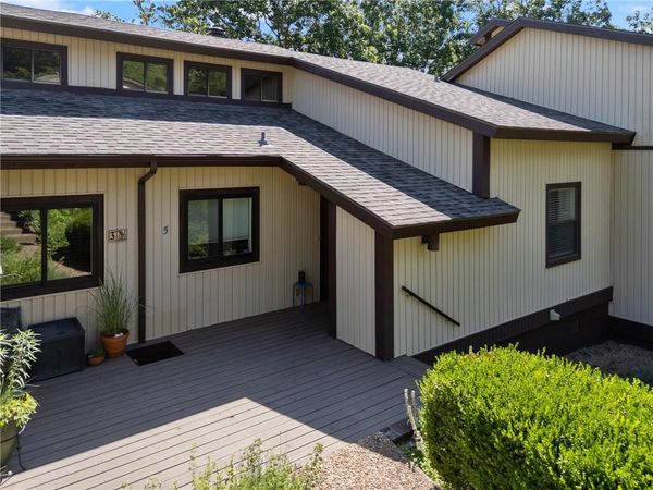 5 White Oak Lane , Holiday Island, AR 72631