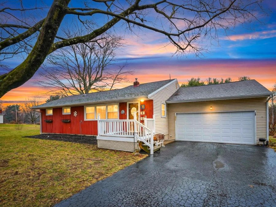 850 Marquette Drive NE, Lancaster, OH 43130 Photo 1