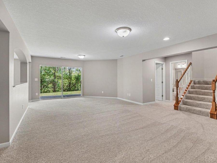 8058 Bridge Point Drive, Green Township, OH 45248 Photo 15