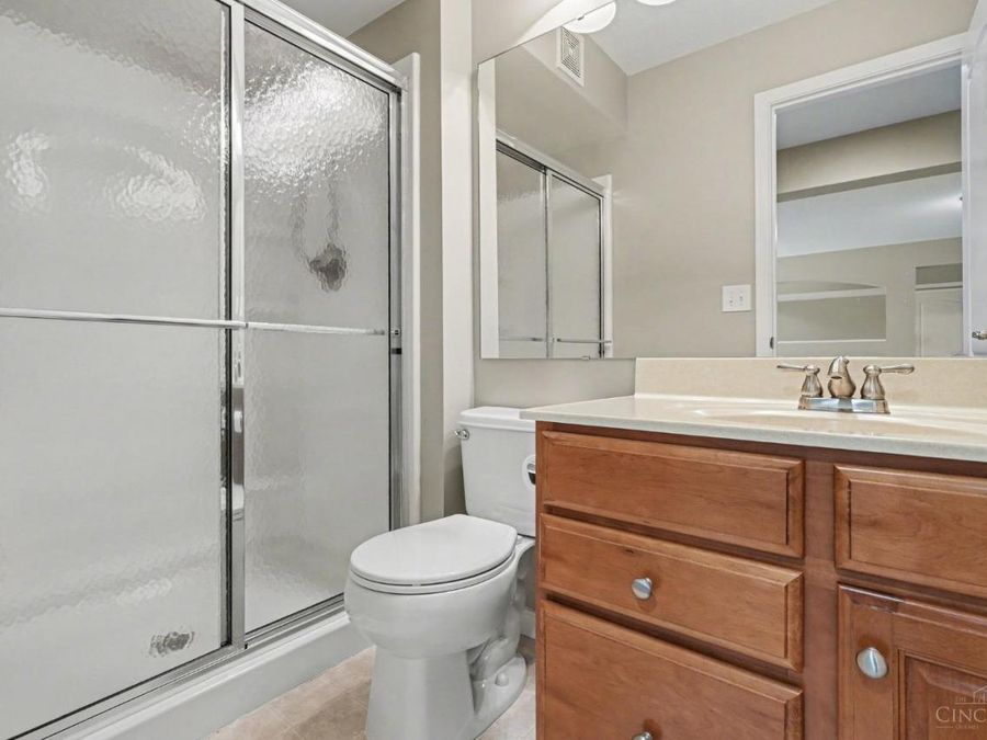 8058 Bridge Point Drive, Green Township, OH 45248 Photo 22