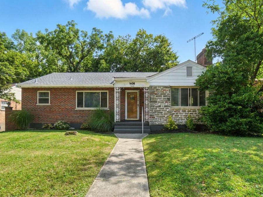 1224 Westminster Drive, Cincinnati, OH 45229 Photo 1