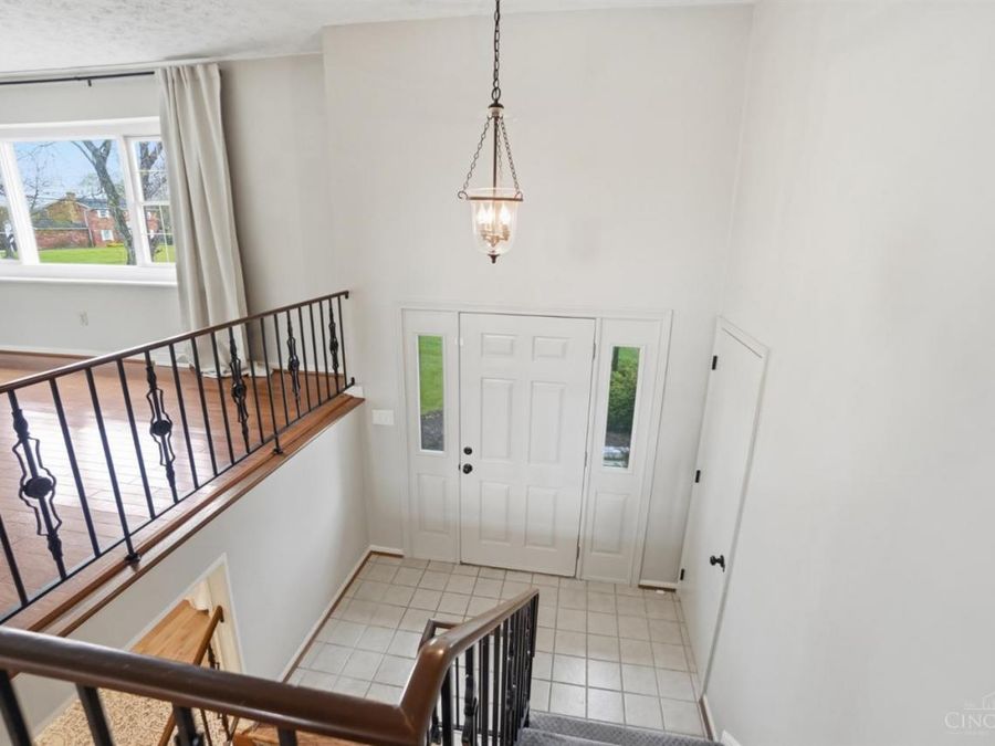 3395 Triplecrown Drive, Miami Township, OH 45052 Photo 5