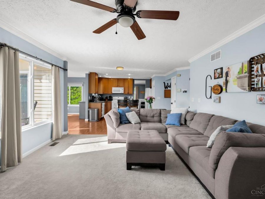 4817 Kleeman Green Drive, Green Township, OH 45211 Photo 18