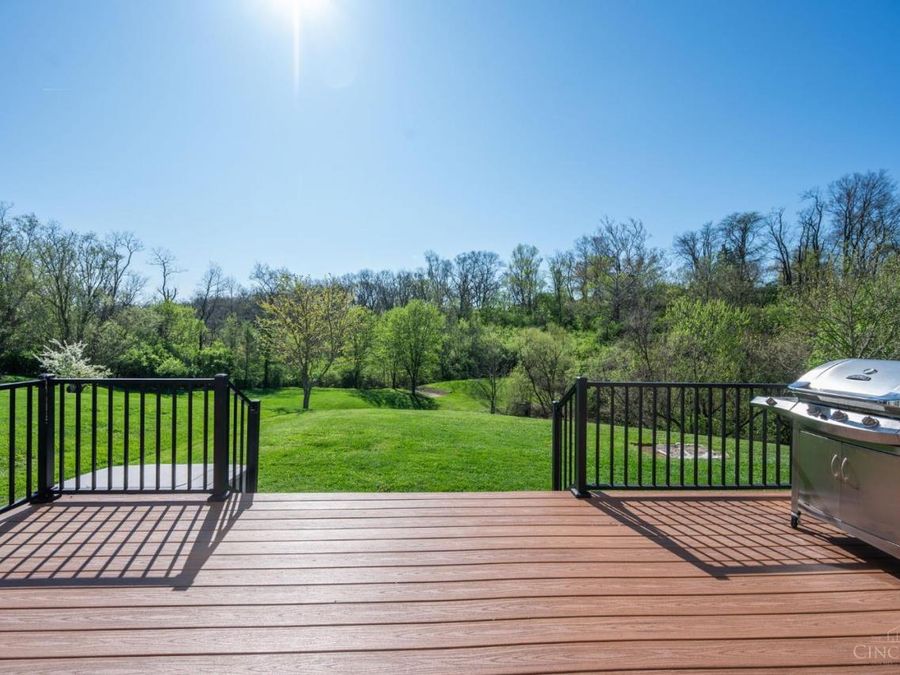 4817 Kleeman Green Drive, Green Township, OH 45211 Photo 39