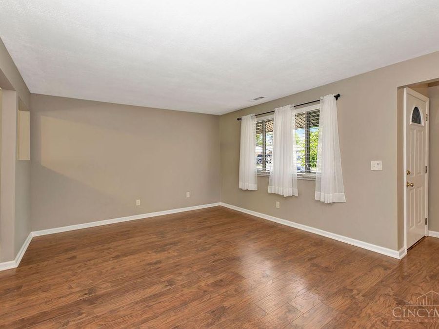 5469 Cleander Drive, Delhi Township, OH 45238 Photo 13