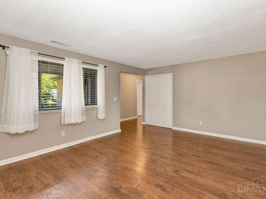 5469 Cleander Drive, Delhi Township, OH 45238 Photo 14