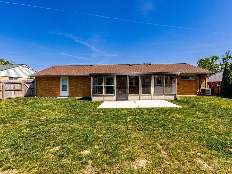 5469 Cleander Drive, Delhi Township, OH 45238 Photo 5