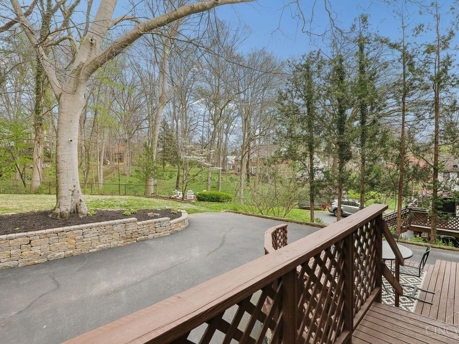 1122 Beverly Hill Drive, Cincinnati, OH 45208 Photo 51
