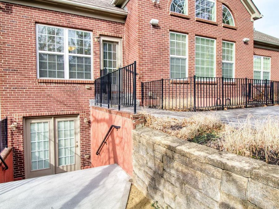2274 Pointe Place, Cincinnati, OH 45244 Photo 71