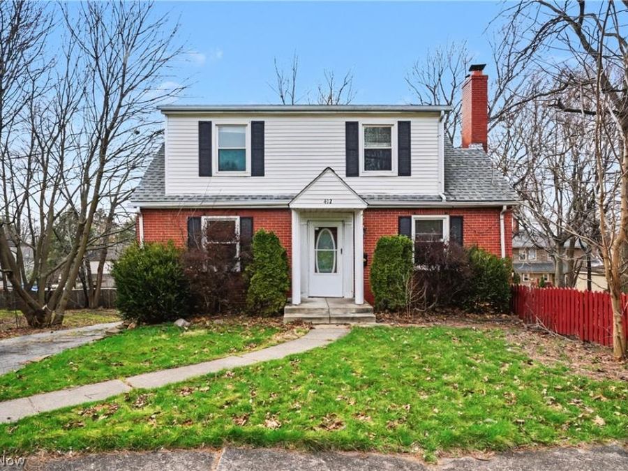 412 Orchard Avenue , Niles, OH 44446 Photo 1