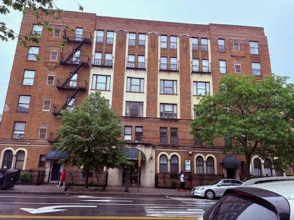 353 Ocean Avenue , Unit 4G, Brooklyn, NY 11226