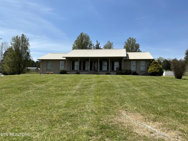 175 Ramsey St , Harrogate, TN 37752