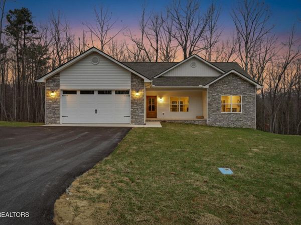 349 Annabelle Way , Jamestown, TN 38556