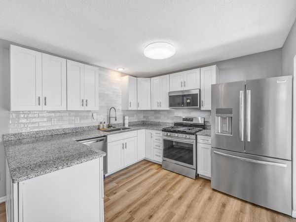 22644 Saint Thomas Circle , Lutz, FL 33549