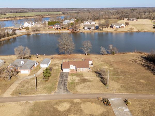 336 DUCK DR , Savannah, TN 38372