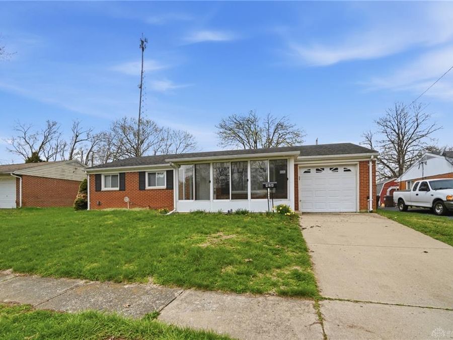 424 Cato Court, New Lebanon, OH 45345 Photo 1