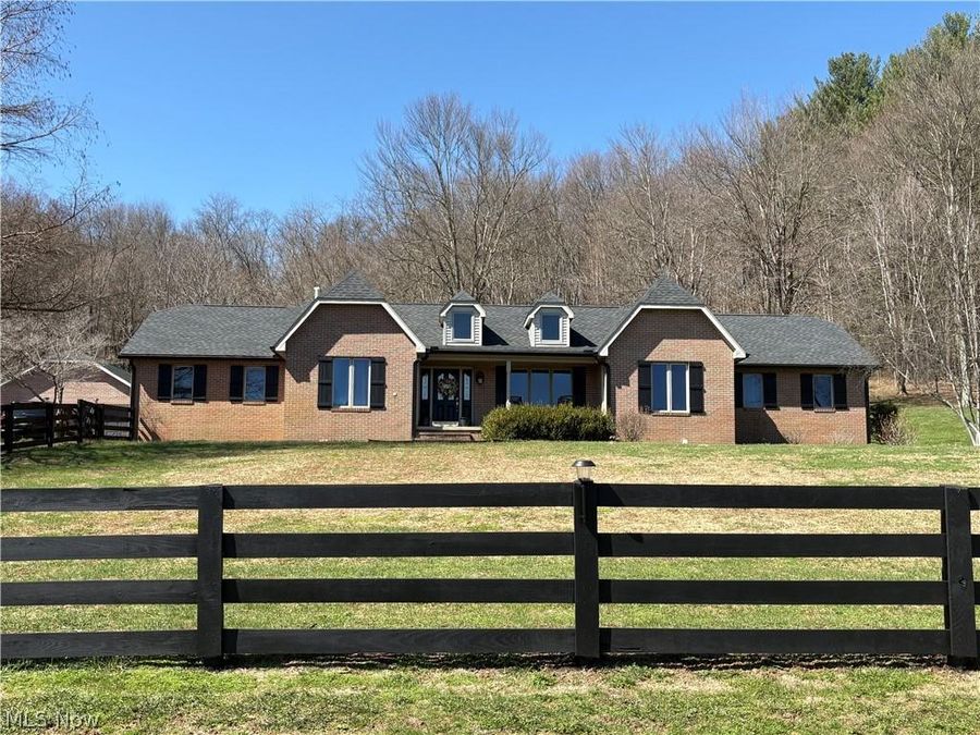 4770 Airy View Drive , Dresden, OH 43821 Photo 1