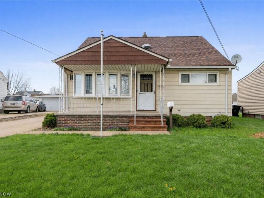15268 Muskingum Boulevard , Brook Park, OH 44142 Photo 1