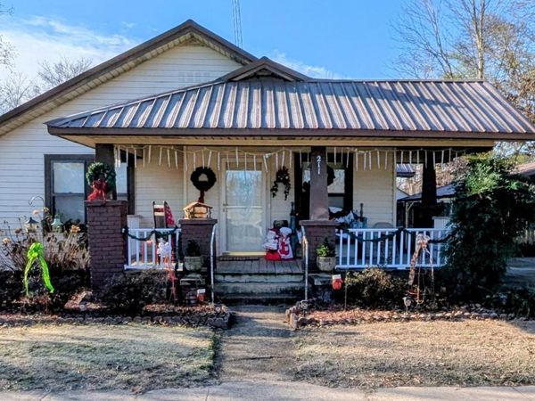 211 Main St , Swifton, AR 72471