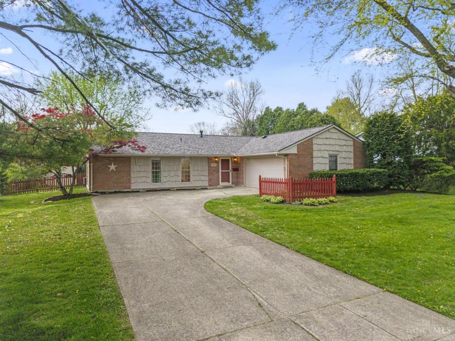 1108 Pepper Hill Drive, Kettering, OH 45429 Photo 1