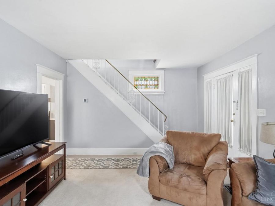 3933 Delmar Avenue, Cheviot, OH 45211 Photo 11