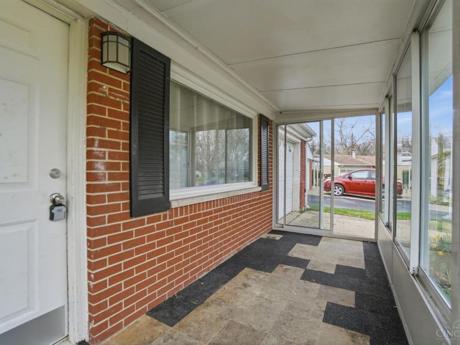424 Cato Court, New Lebanon, OH 45345 Photo 5