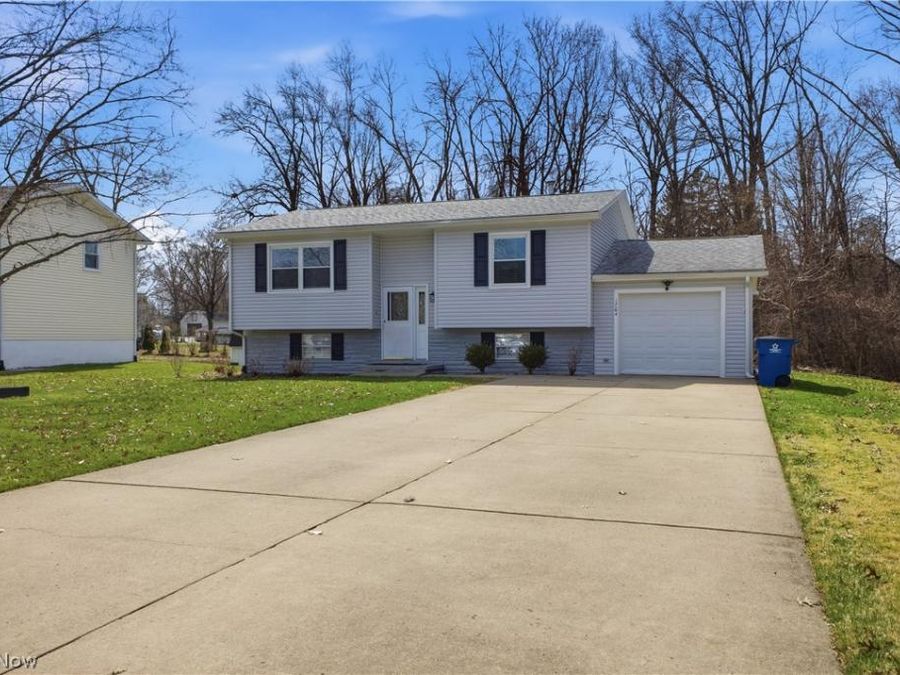 1764 Dumont Drive , Mineral Ridge, OH 44440 Photo 1