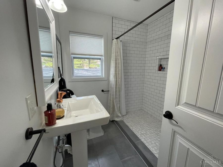 422 Cornell Road, Terrace Park, OH 45174 Photo 9