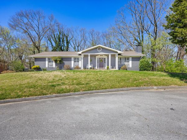 483 King Crest Lane, Hixson 37343