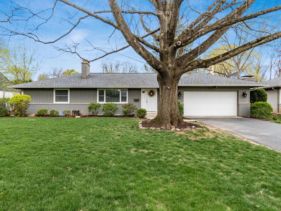 3166 S Dorchester Road , Columbus, OH 43221 Photo 1