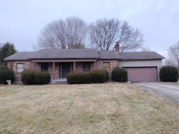 353 Florence Drive , Pickerington, OH 43147