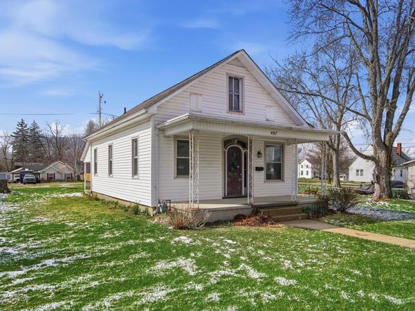 407 S Main Street , Baltimore, OH 43105
