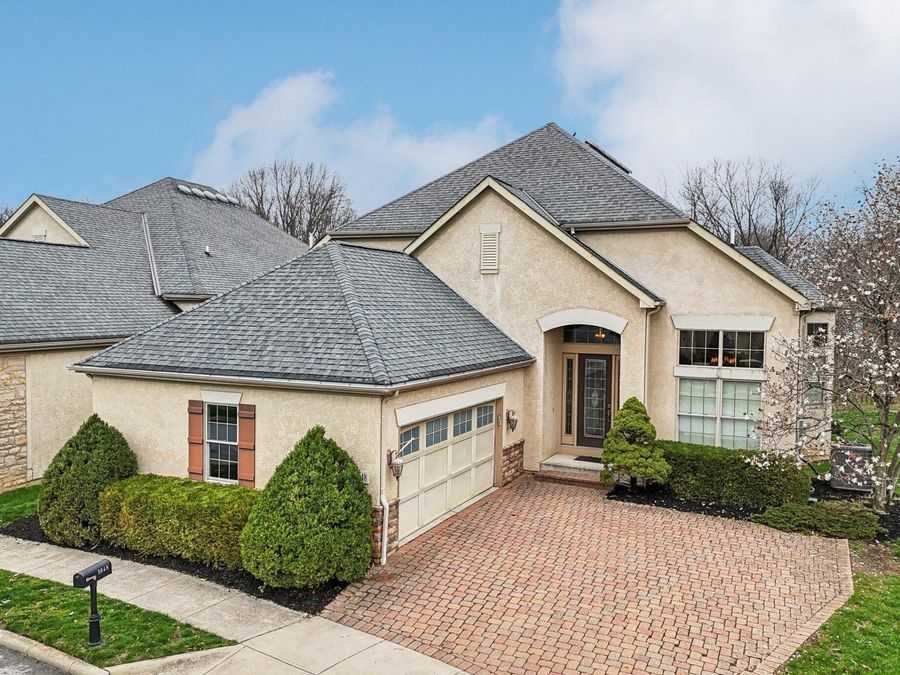 3848 Stonewater Drive , Columbus, OH 43221 Photo 1