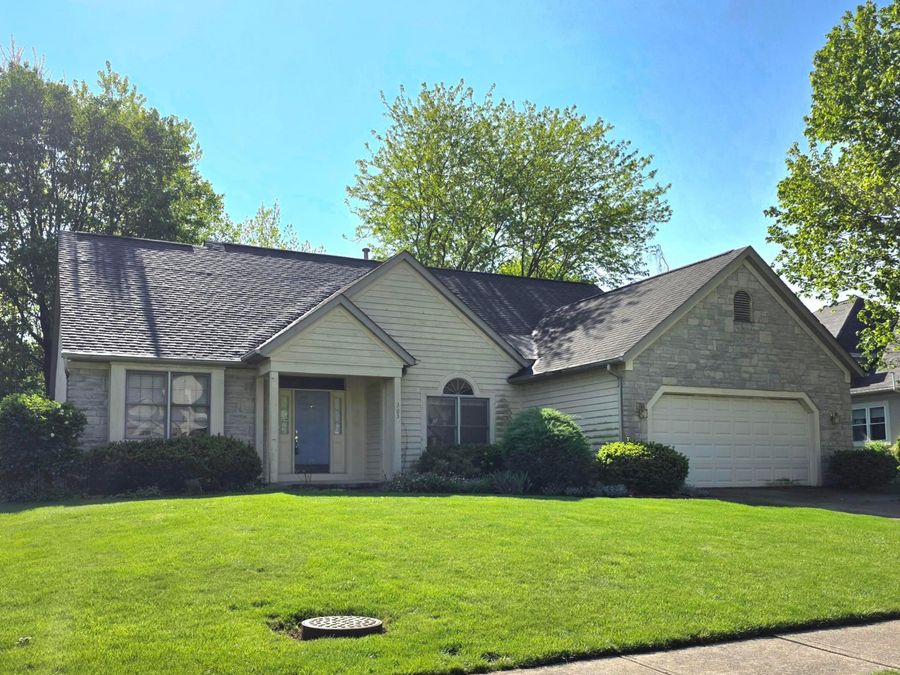 303 Fallriver Drive , Reynoldsburg, OH 43068 Photo 1