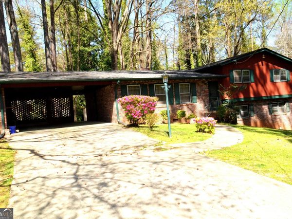 2921 Pine Valley Circle, East Point, GA 30344