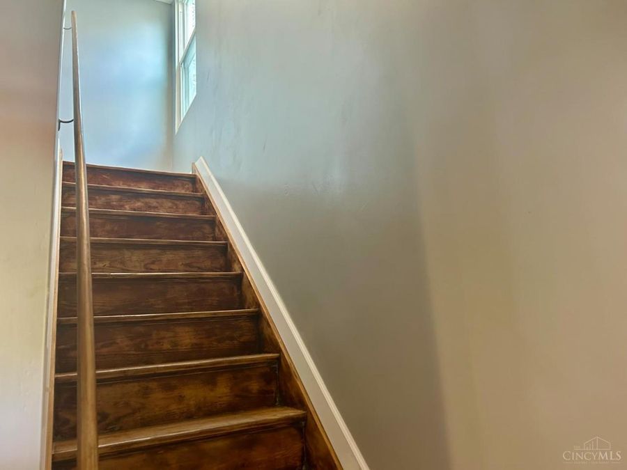 1613 Wyoming Avenue, Cincinnati, OH 45205 Photo 11