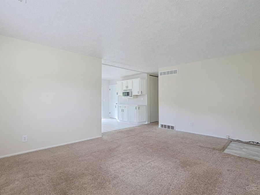 5061 Chantilly Drive, Delhi Township, OH 45238 Photo 5