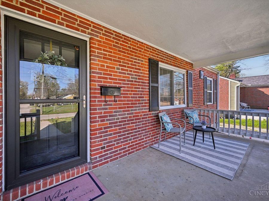 962 Helen Street, Milford, OH 45150 Photo 3