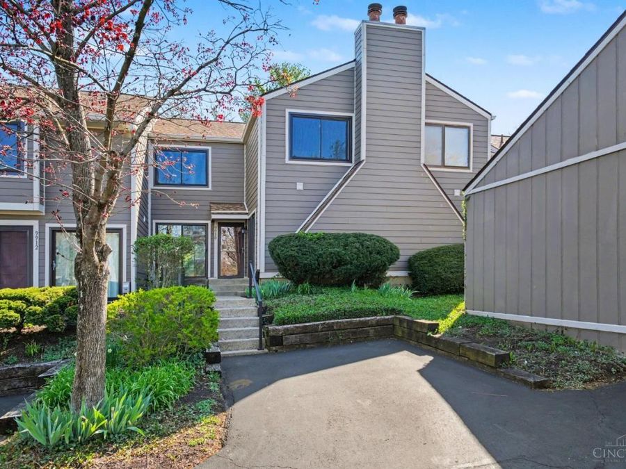 9910 Timbers Drive, Blue Ash, OH 45242 Photo 1