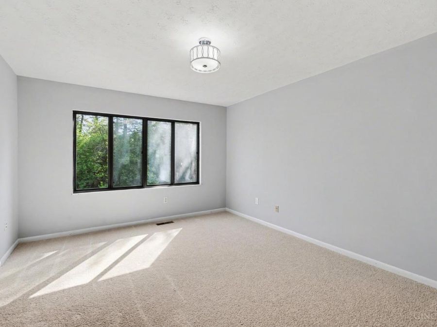 9910 Timbers Drive, Blue Ash, OH 45242 Photo 15