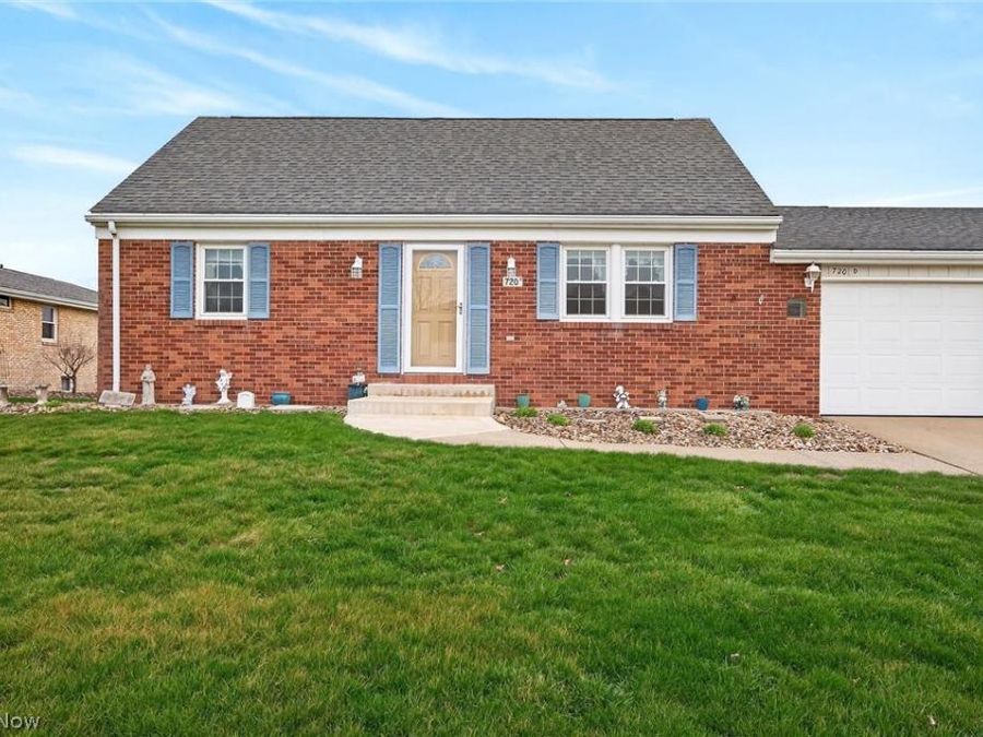 720 Springfield Road , Unit D, Columbiana, OH 44408 Photo 1