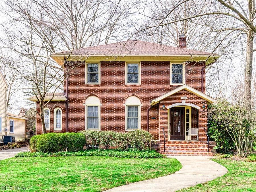 160 Castle Boulevard , Akron, OH 44313 Photo 1