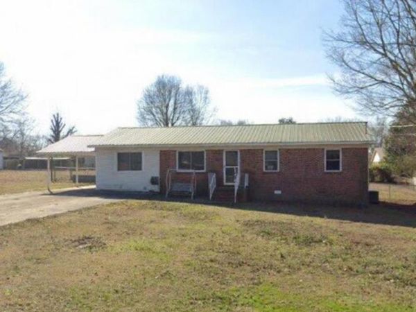 403 Garmon Avenue, Boaz, AL 35957